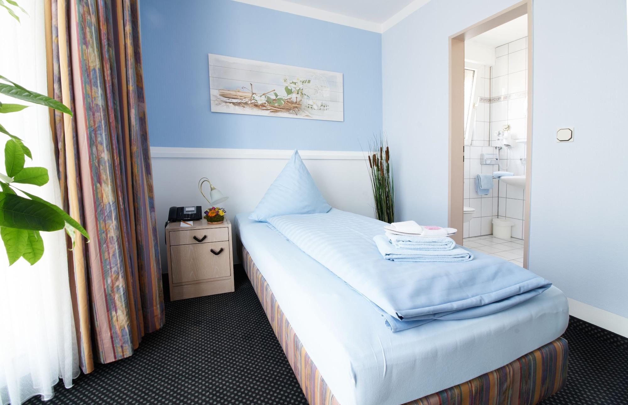Hotel Zum Eisenhammer Oberhausen  Eksteriør billede