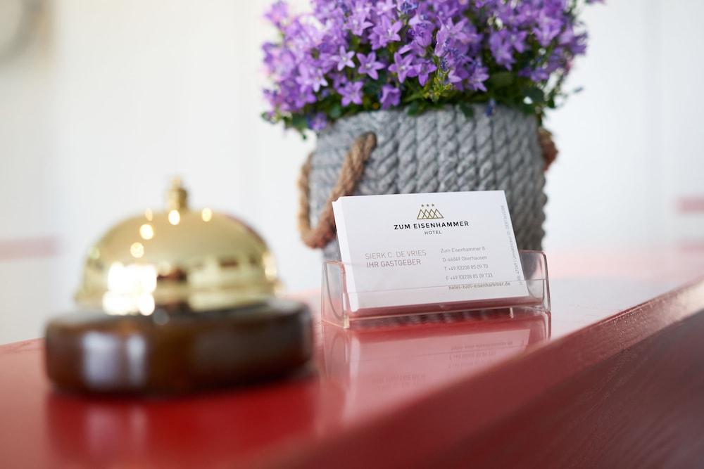 Hotel Zum Eisenhammer Oberhausen  Eksteriør billede