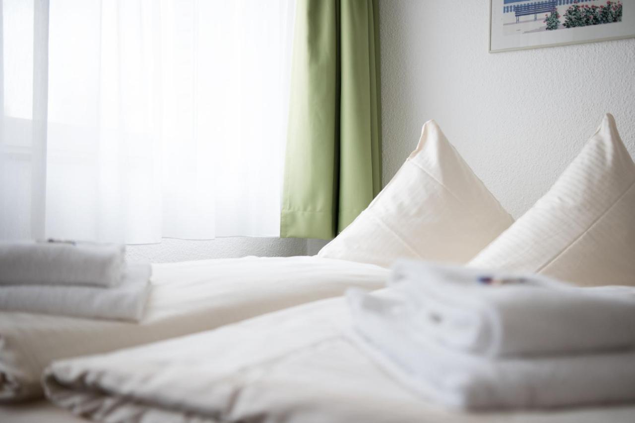 Hotel Zum Eisenhammer Oberhausen  Eksteriør billede